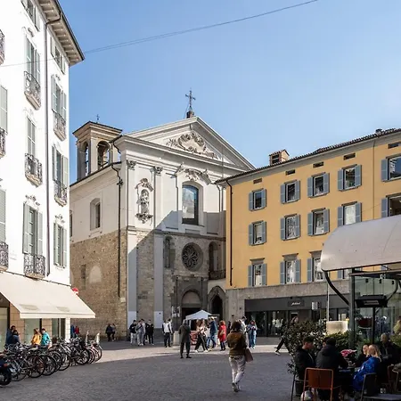 Centro Storico - Leonardo House Apartment Bergamo Exterior photo